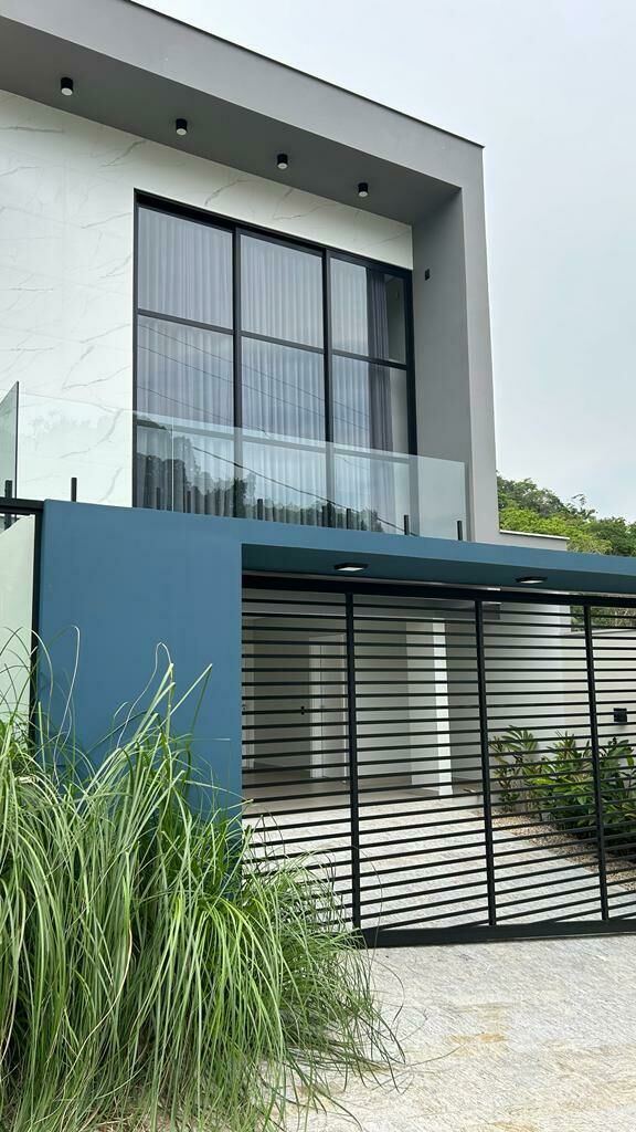 Imagem do Casa com piscina e 3 suítes bairro Amizade Jaraguá do Sul